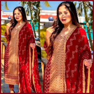 Weightless Red Georgette Heavy Embroidered Salwar Kameez